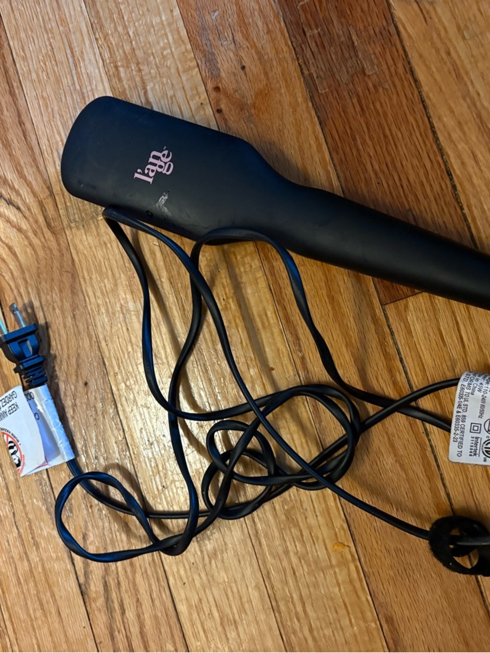 Lange Black Hair Straightener / Flat Ironed it’s brand new